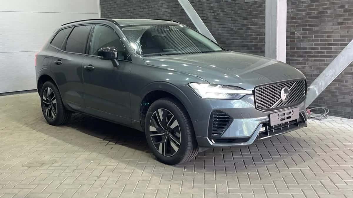 Volvo XC60 (2026) — foto 1