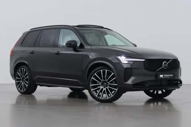 Volvo XC90 (2026) thumbnail 1