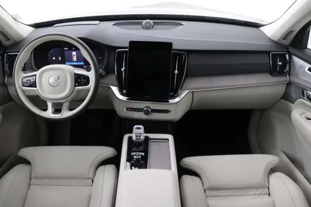 Volvo XC90 (2026) thumbnail 4