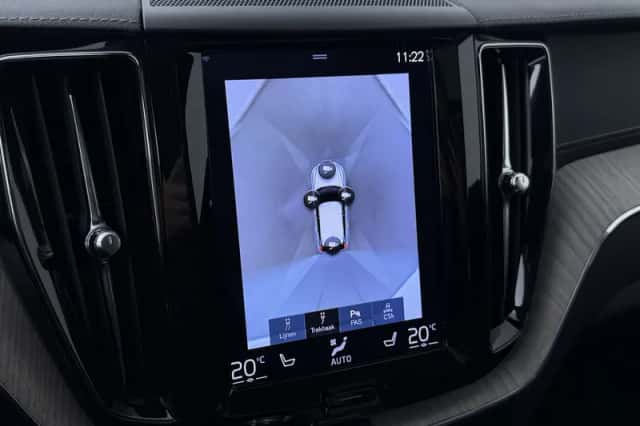 Volvo XC60 (2020) thumbnail 17