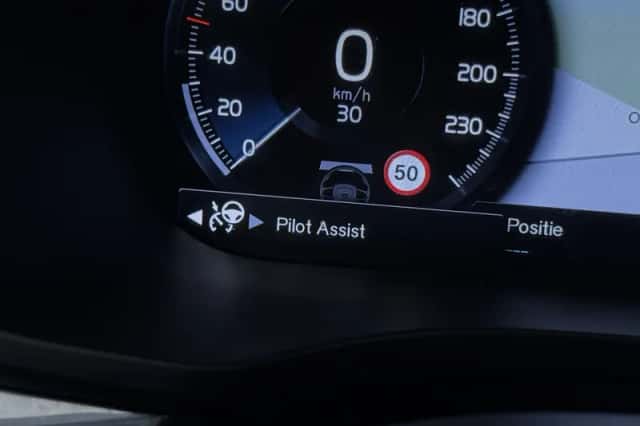 Volvo XC60 (2020) thumbnail 21
