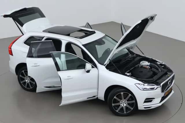 Volvo XC60 (2020) thumbnail 6