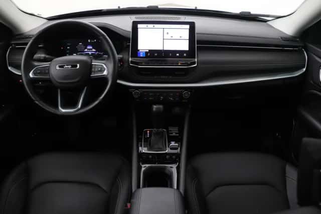 Jeep Compass (2022) thumbnail 4