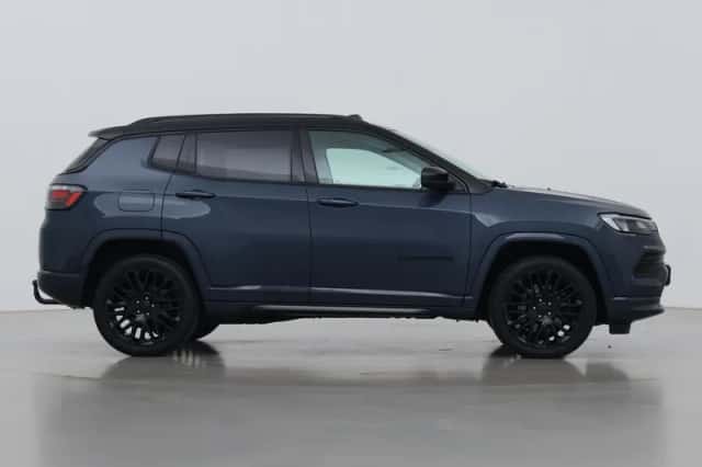 Jeep Compass (2022) thumbnail 10