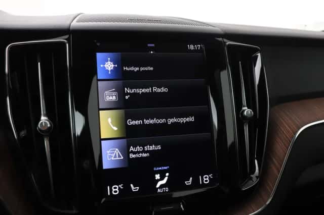 Volvo XC60 (2020) thumbnail 22