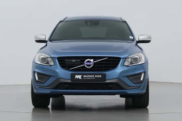 Volvo XC60 (2017) thumbnail 16