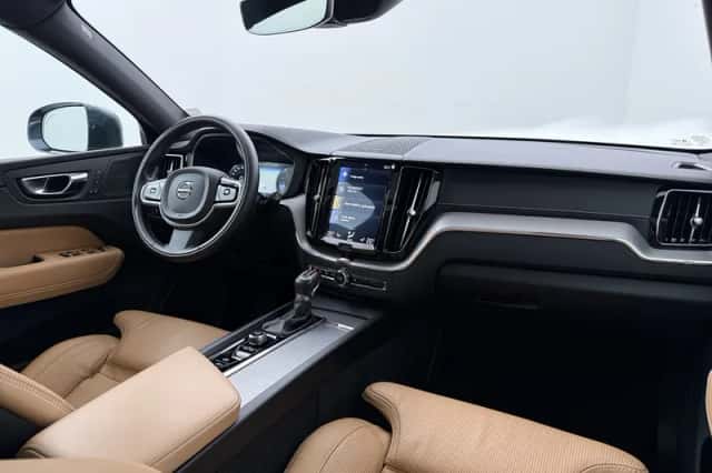 Volvo XC60 (2019) thumbnail 19