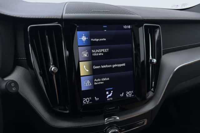Volvo XC60 (2019) thumbnail 23