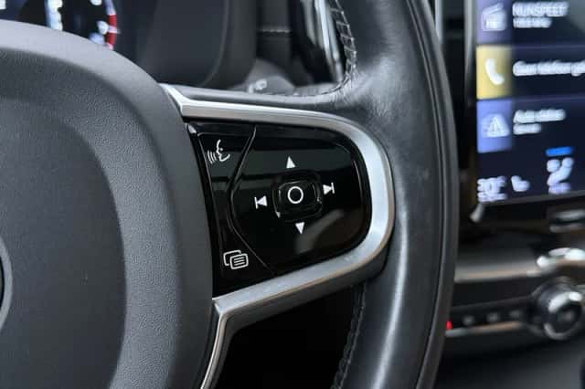 Volvo XC60 (2019) thumbnail 42