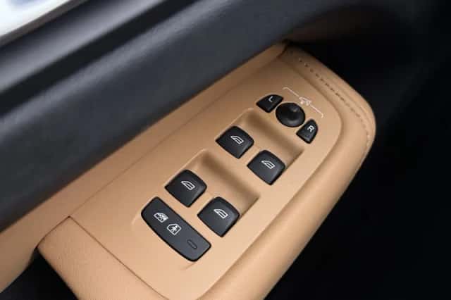 Volvo XC60 (2019) thumbnail 46