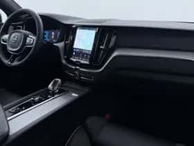 Volvo XC60 (2023) thumbnail 17