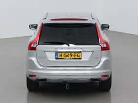 Volvo XC60 (2016) thumbnail 9
