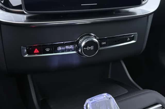 Volvo XC90 (2026) thumbnail 39