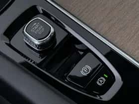 Volvo XC60 (2025) thumbnail 37