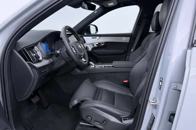 Volvo XC90 (2026) thumbnail 3