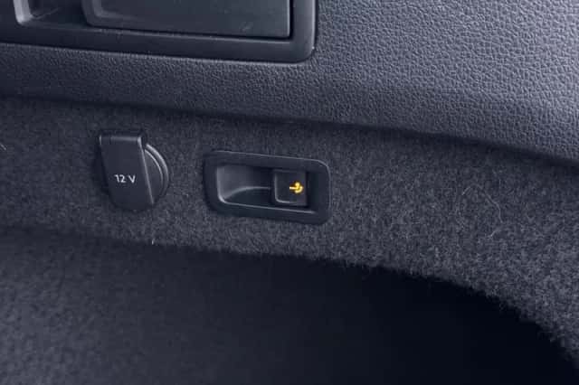 Volkswagen Passat (2018) thumbnail 46