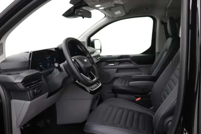 Ford Transit Custom (2026) thumbnail 3