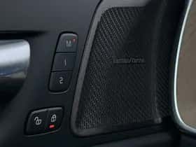 Volvo XC60 (2025) thumbnail 40