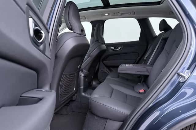 Volvo XC60 (2025) thumbnail 44