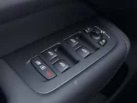Volvo XC60 (2025) thumbnail 42