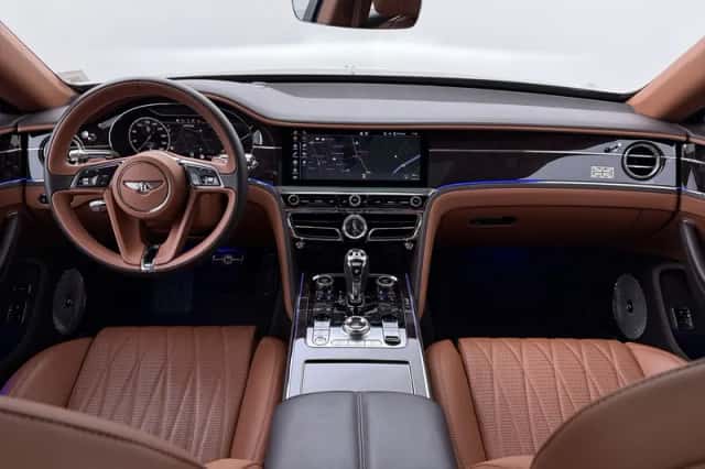 Bentley Flying Spur (2020) thumbnail 4