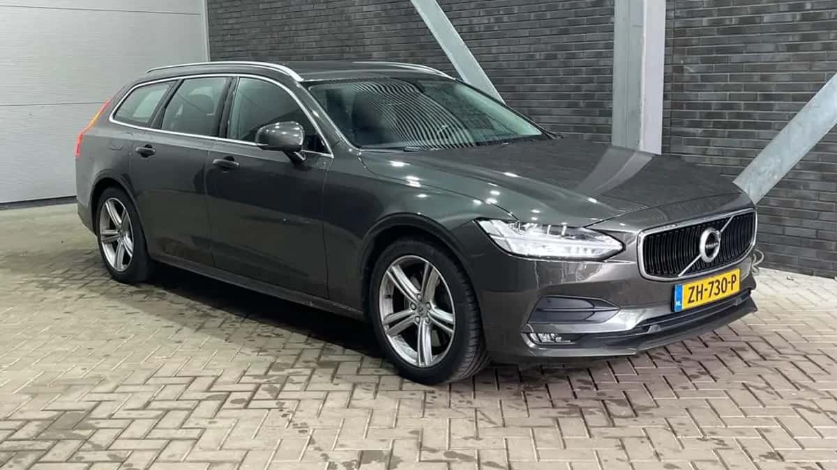 Volvo V90 (2019) — foto 1