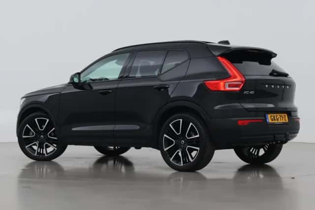 Volvo XC40 (2021) thumbnail 2