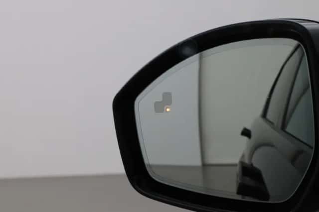 Land Rover Range Rover Evoque (2026) thumbnail 44