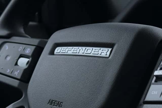 Land Rover Defender (2026) thumbnail 39