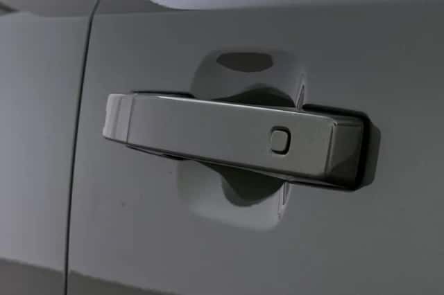 Land Rover Defender (2026) thumbnail 52