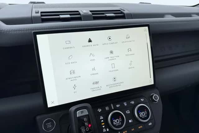 Land Rover Defender (2026) thumbnail 24