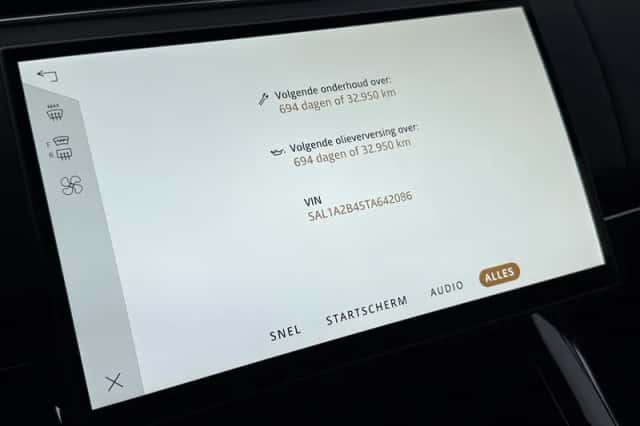 Land Rover Range Rover Sport (2026) thumbnail 32
