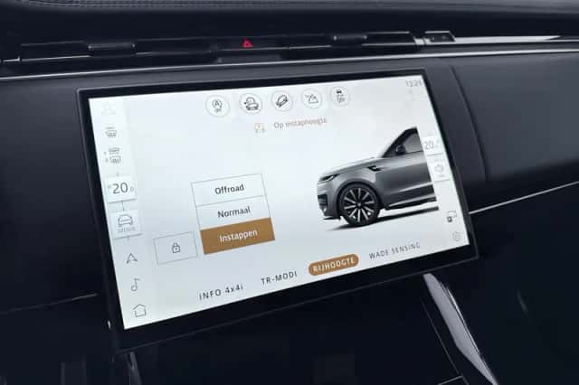 Land Rover Range Rover Sport (2026) thumbnail 31