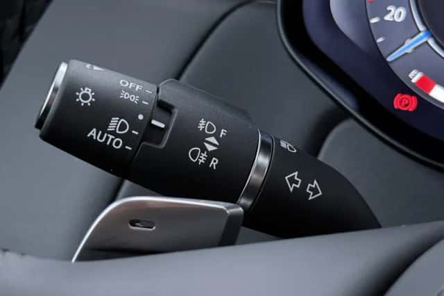 Land Rover Range Rover Sport (2026) thumbnail 37