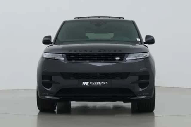 Land Rover Range Rover Sport (2026) thumbnail 16
