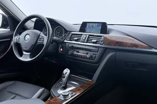 BMW 3-Serie (2013) thumbnail 13