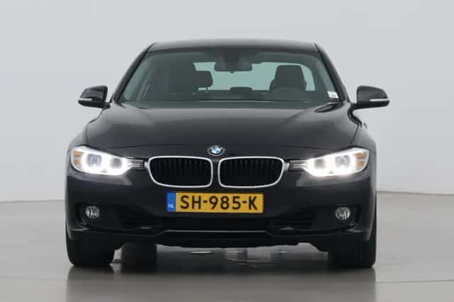 BMW 3-Serie (2013) thumbnail 16