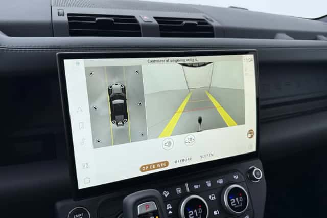Land Rover Defender (2026) thumbnail 25