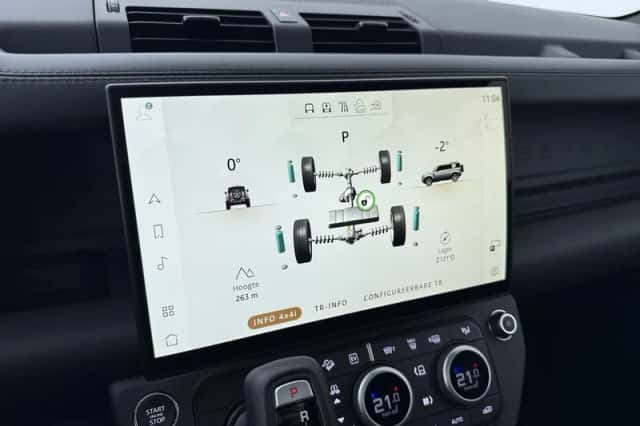 Land Rover Defender (2026) thumbnail 26