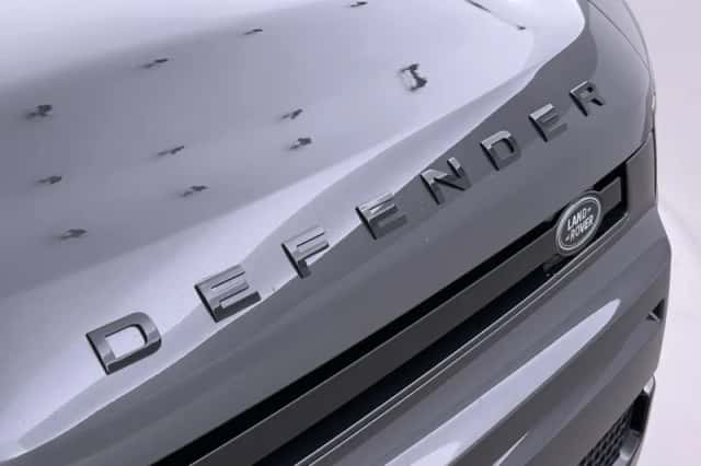 Land Rover Defender (2026) thumbnail 54
