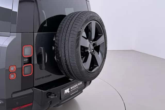 Land Rover Defender (2026) thumbnail 55