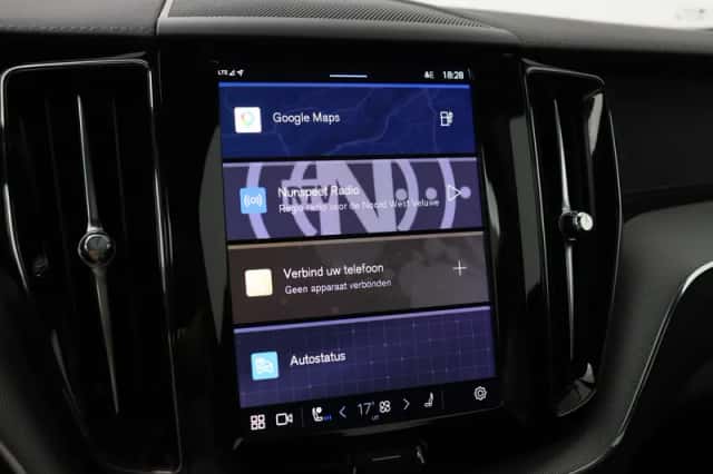 Volvo XC60 (2025) thumbnail 21