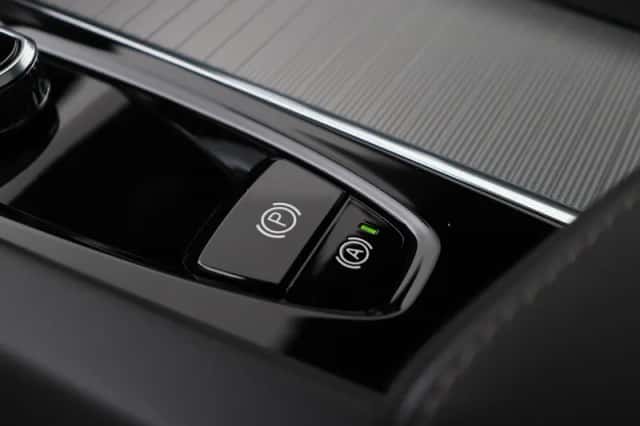 Volvo XC60 (2025) thumbnail 40