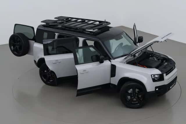 Land Rover Defender (2026) thumbnail 6