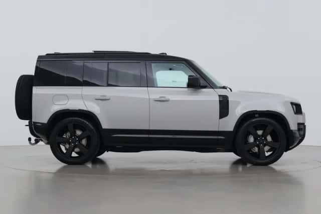 Land Rover Defender (2026) thumbnail 10