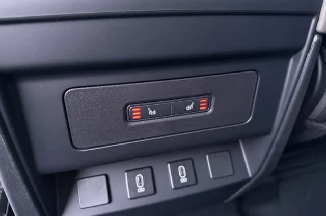 Land Rover Defender (2026) thumbnail 52