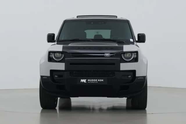 Land Rover Defender (2026) thumbnail 16