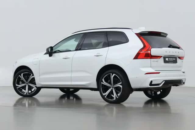 Volvo XC60 (2025) thumbnail 2