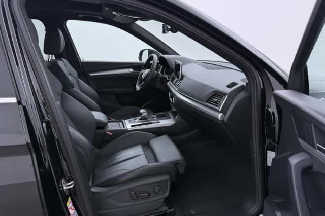 Audi Q5 (2020) thumbnail 5