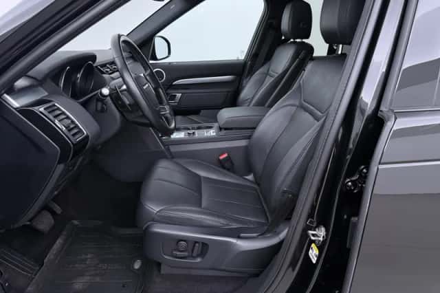 Land Rover Discovery (2020) thumbnail 3